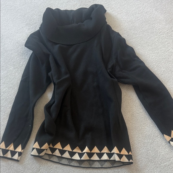 Angel Black and Cream Geometric Women's Turtleneck Sweater - Picture 4 of 4